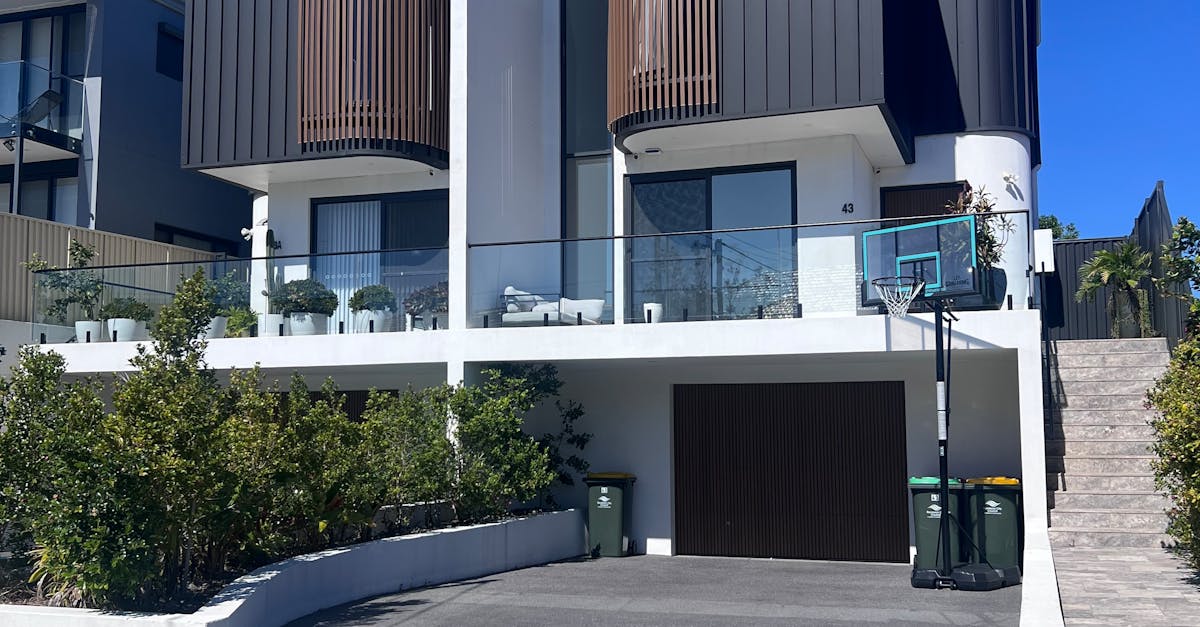 Benefits of Professional Gutter Cleaning Services in Sydney